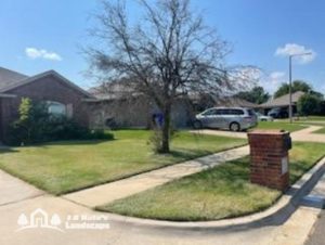 Norman home with lawn care and precision edging